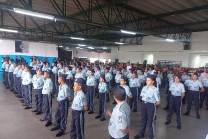 Escola Cívico Militar Escolas cívico militares