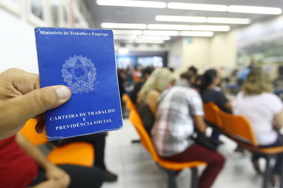 PAT de São José dos Campos reabre com 735 vagas de emprego nesta terça-feira