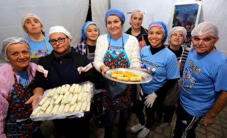 Festival do Bolinho Caipira reúne gastronomia e cultura em Jacareí
